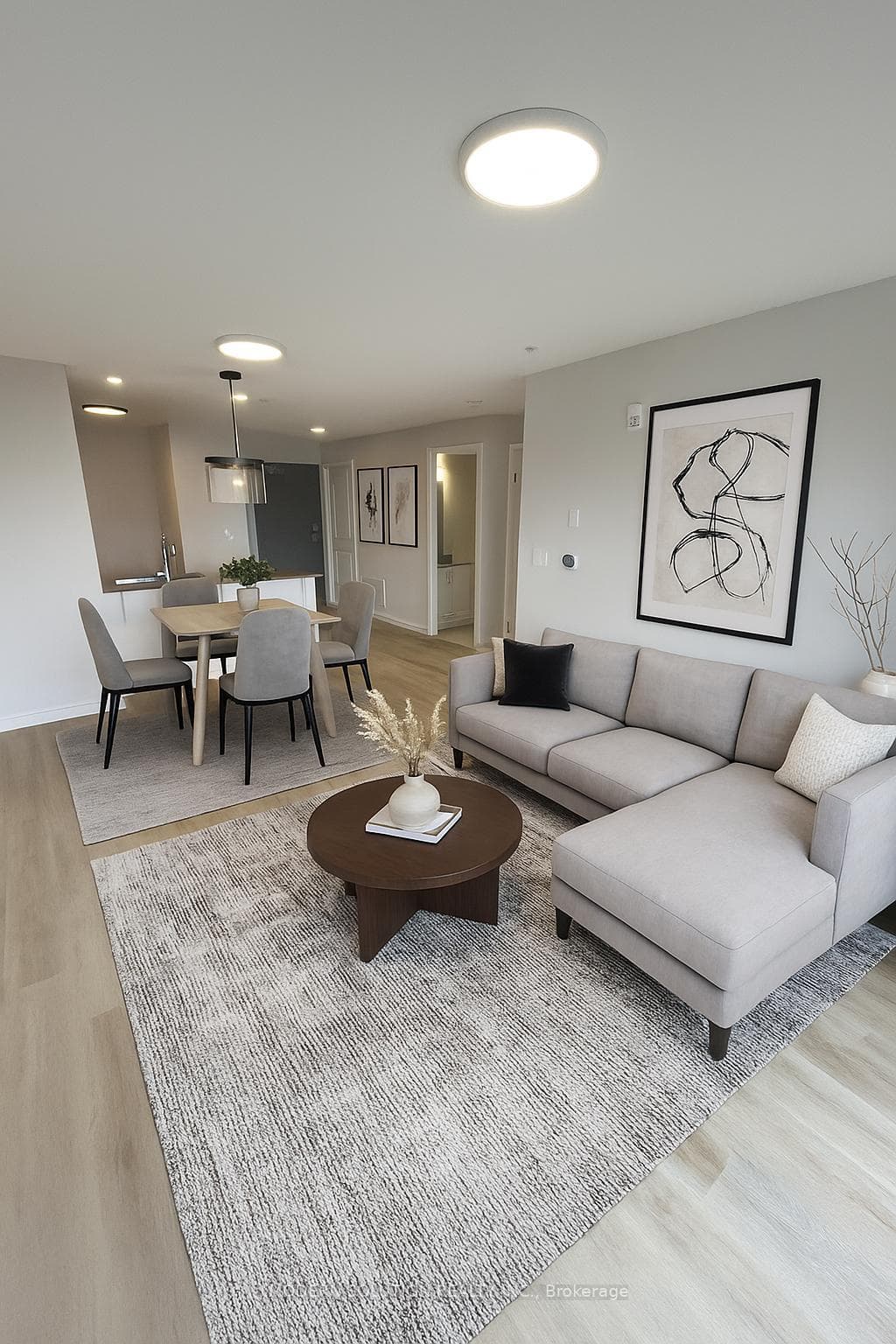 425 Watson Parkway Unit 804, Guelph, ON N1E 7K5 - Photo 1