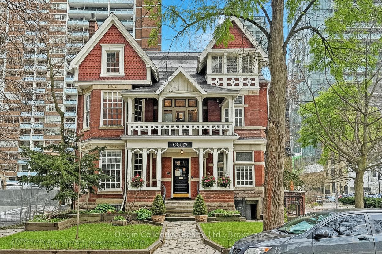 17 Isabella Street, Regent Park / Cabbagetown / St. James Town, ON M4Y 1M7 - Photo 1