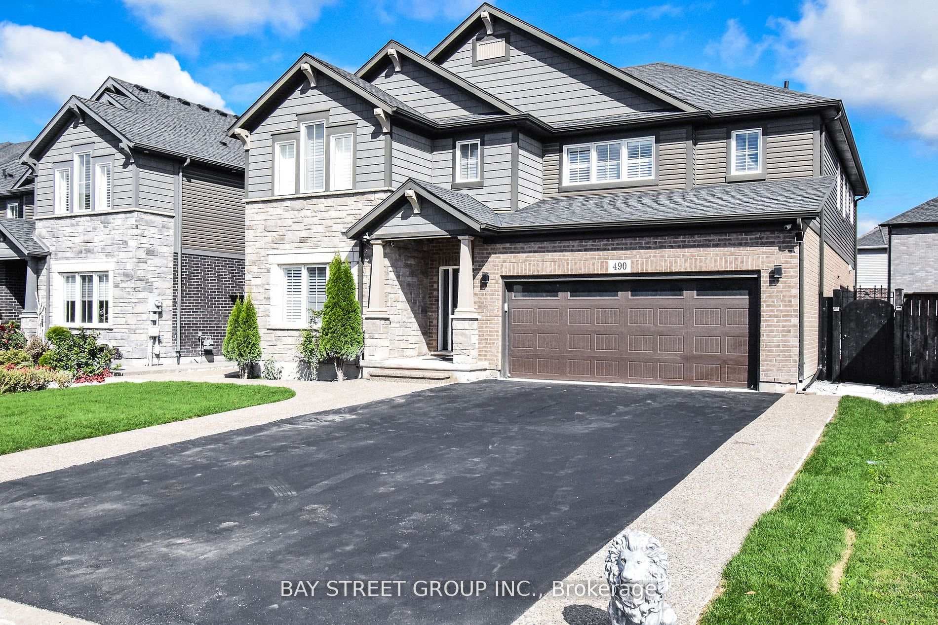 490 Silverwood Avenue, Welland, ON L3C 0C6 - Photo 1