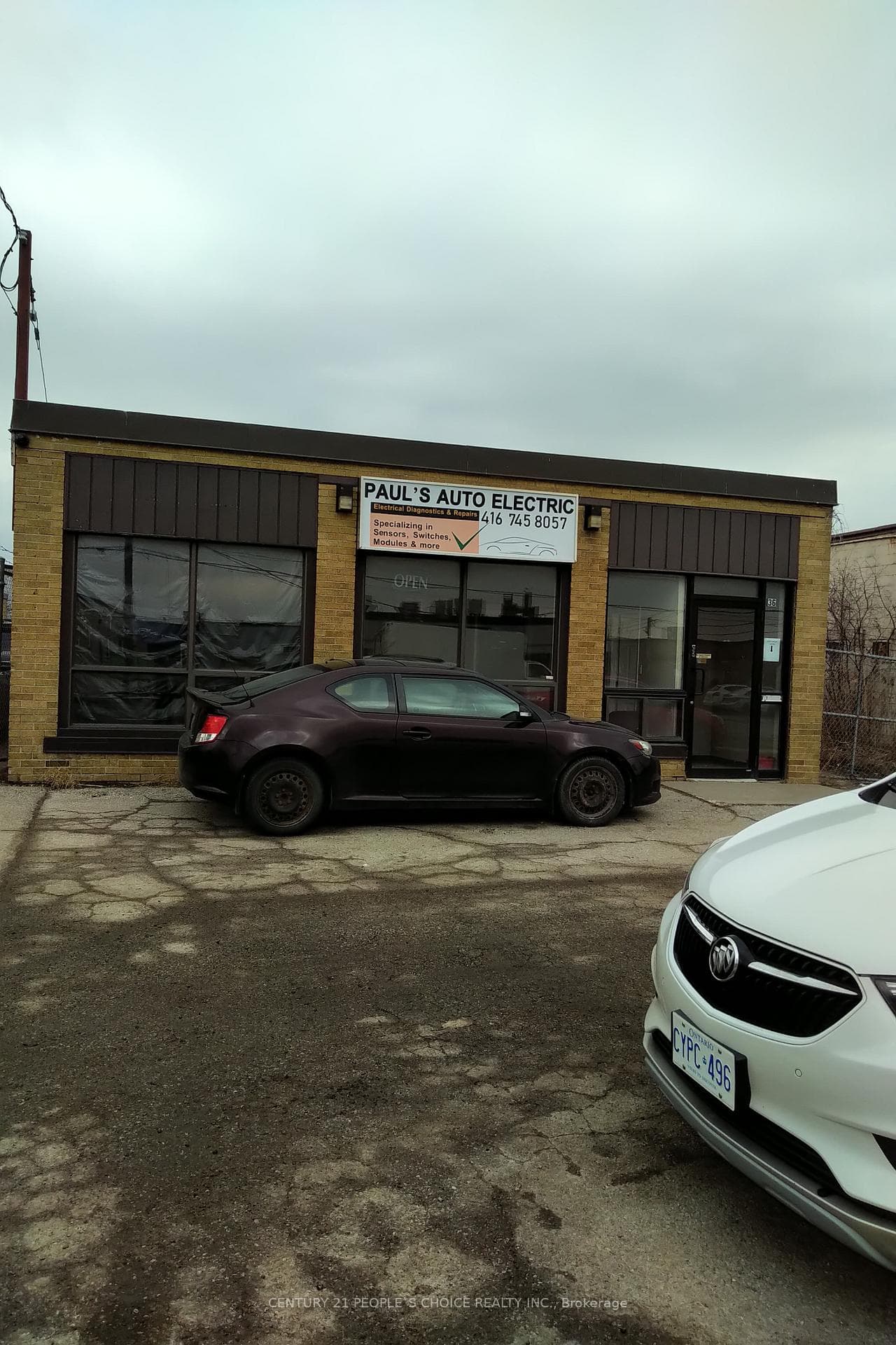 36 Brydon Drive, Etobicoke (West Mall / Rexdale), ON M9W 2Z2 - Photo 1