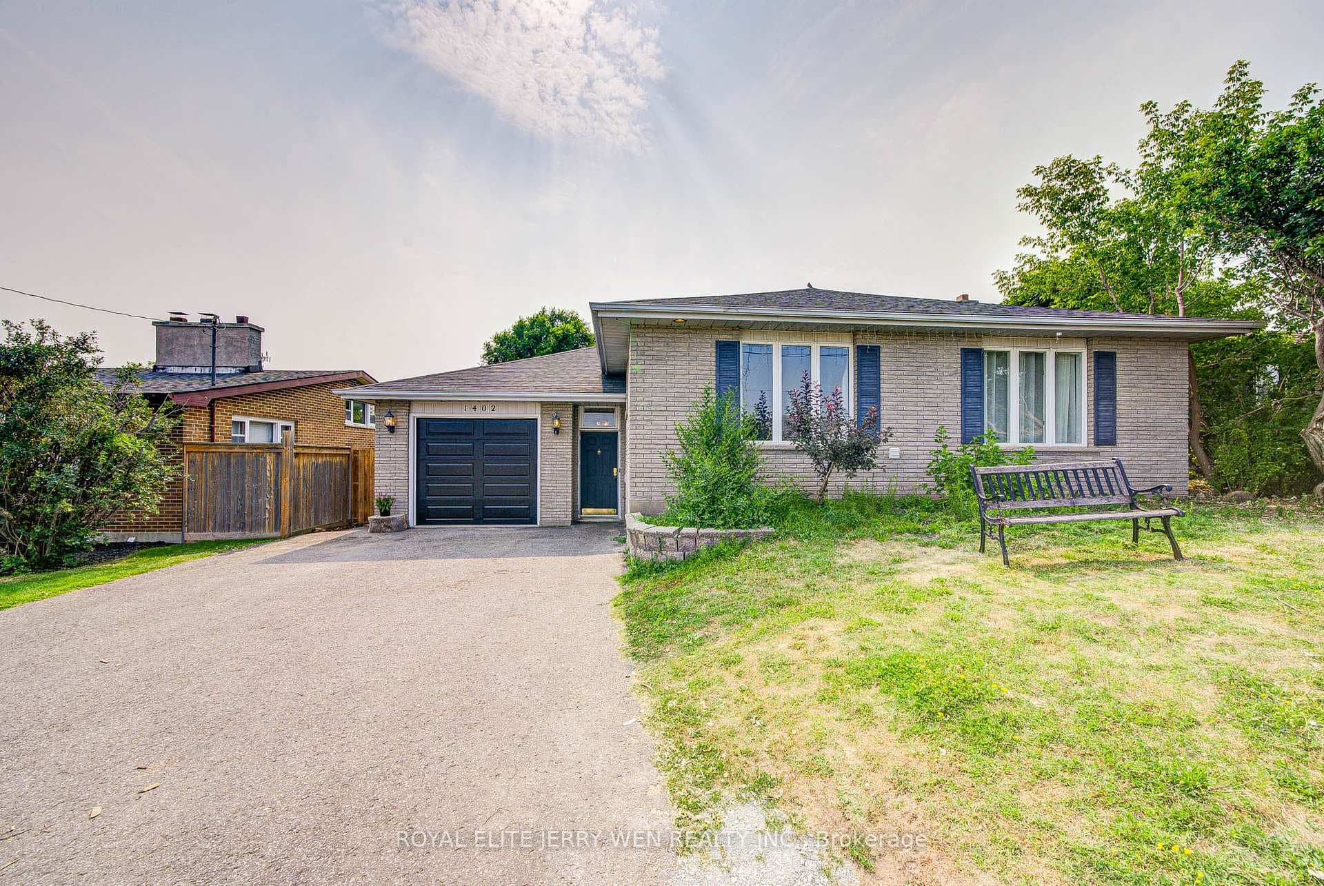 1402 Wilson Road, Oshawa