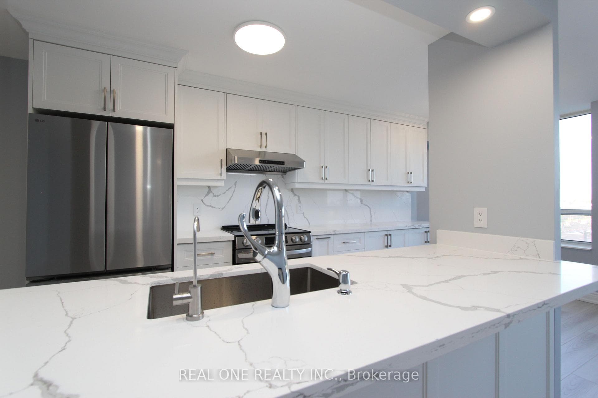 1883 Mcnicoll Avenue Unit 719, Toronto E05
