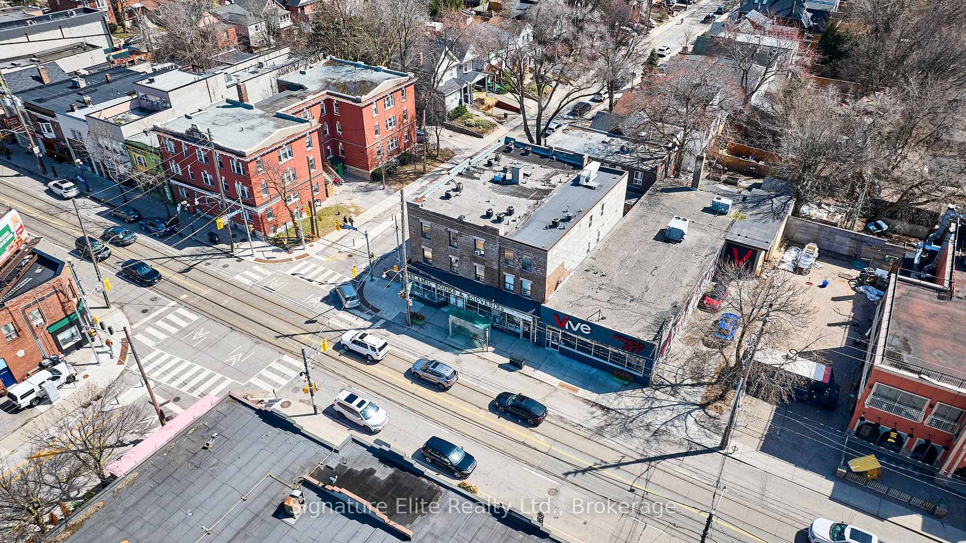 1395 Gerrard Street, Riverdale / Leslieville, ON M4L 1Z3 - Photo 1