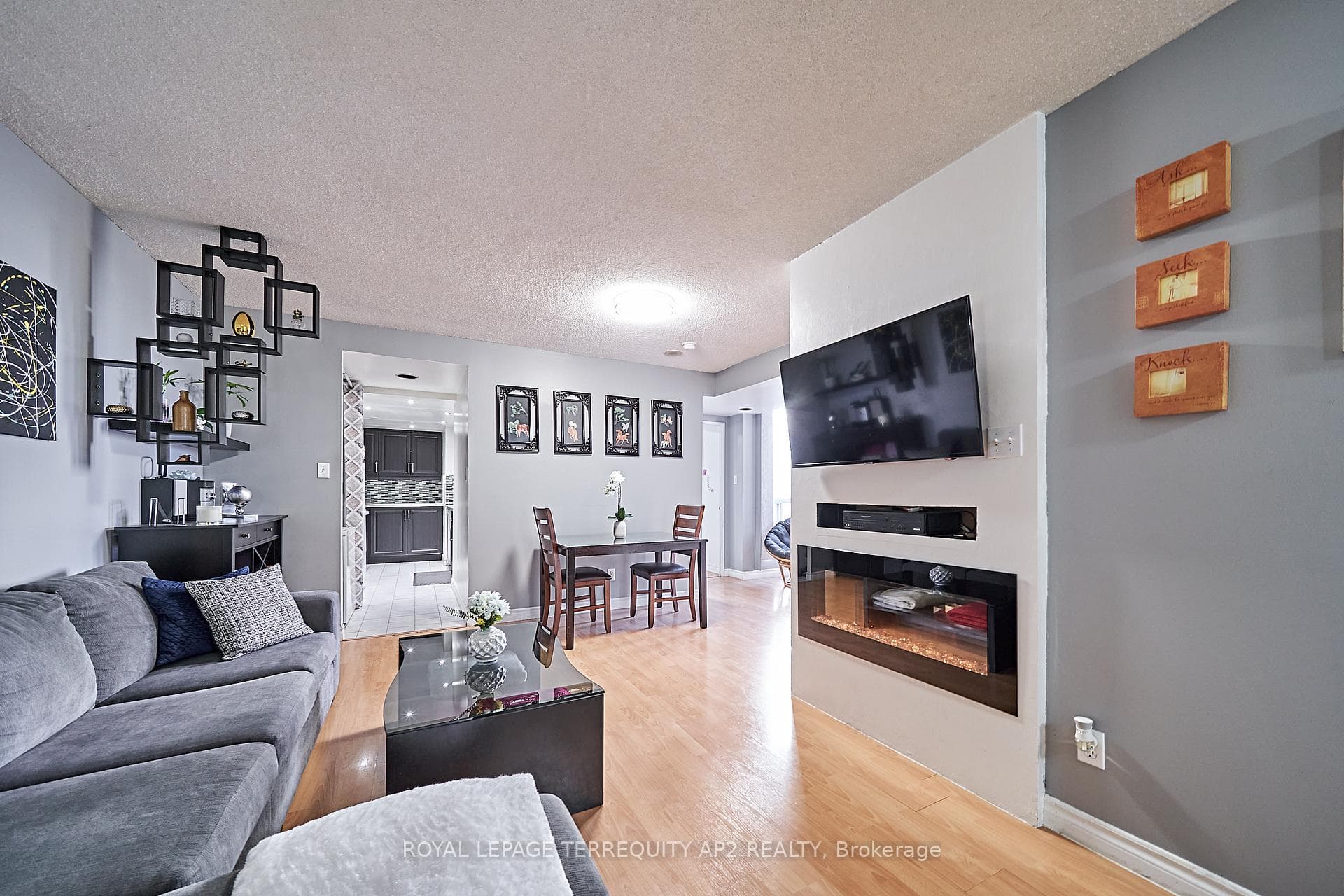 2550 Lawrence Avenue Unit 408, Toronto E04