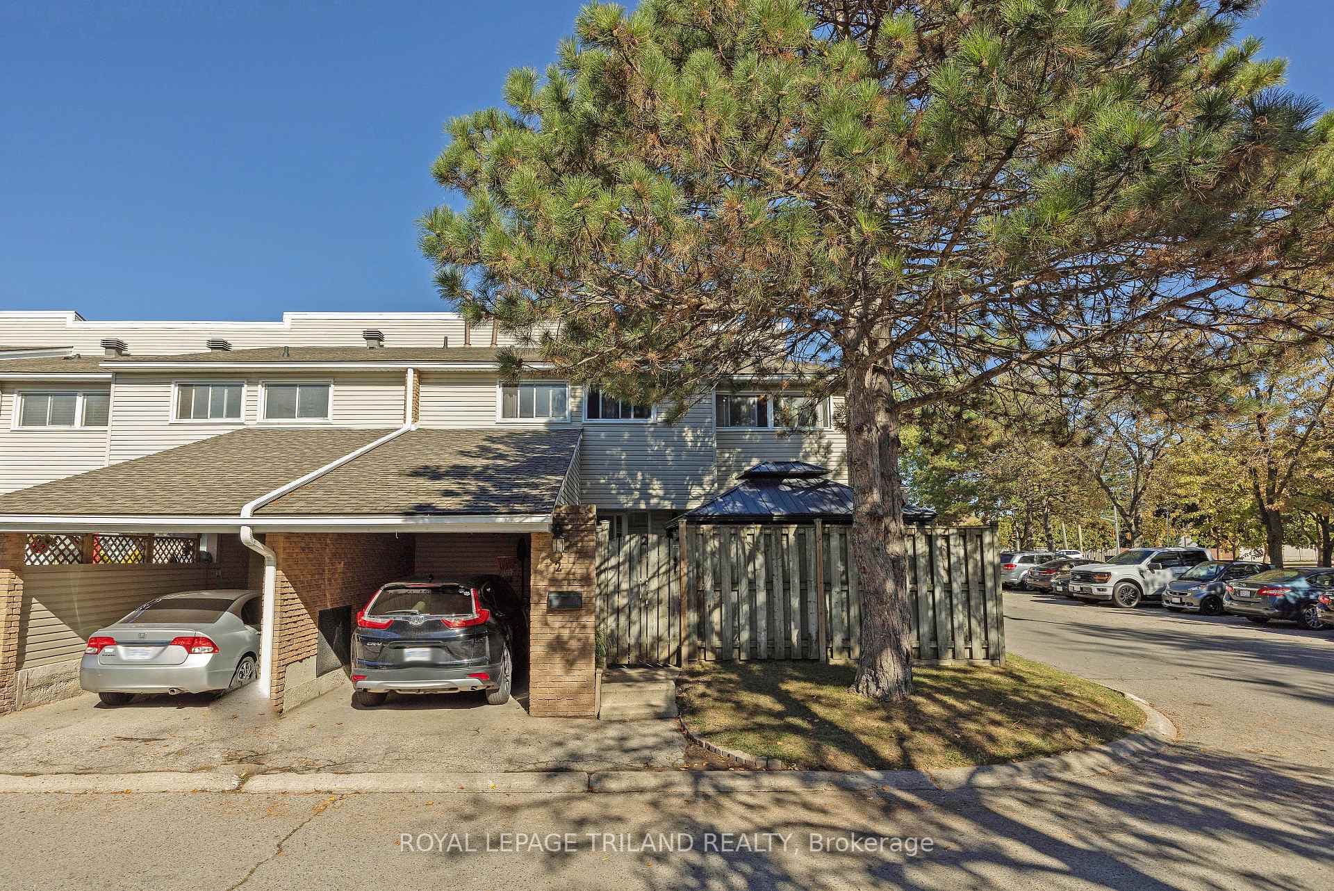 590 MILLBANK Drive Unit 2, London South, ON N6E 2H2 - Photo 1