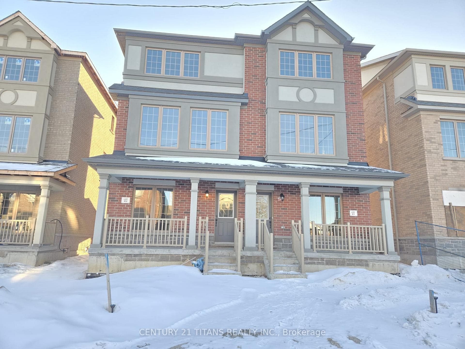 22 Franklin Avenue, Rouge / Port Union / Malvern, ON M1C 1N9 - Photo 1