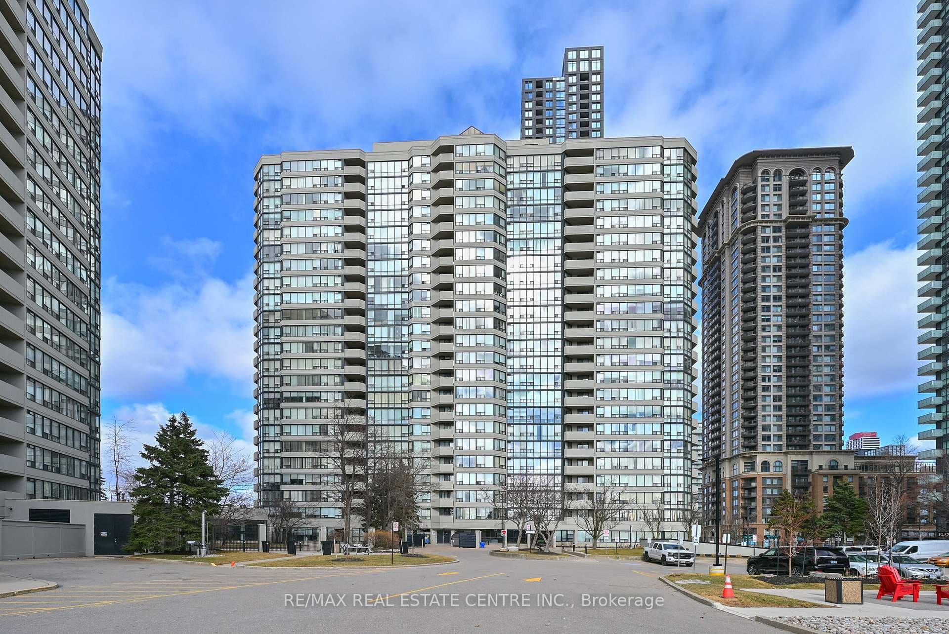 330 Rathburn Road Unit #609, Mississauga, ON L5B 3Y1 - Photo 1