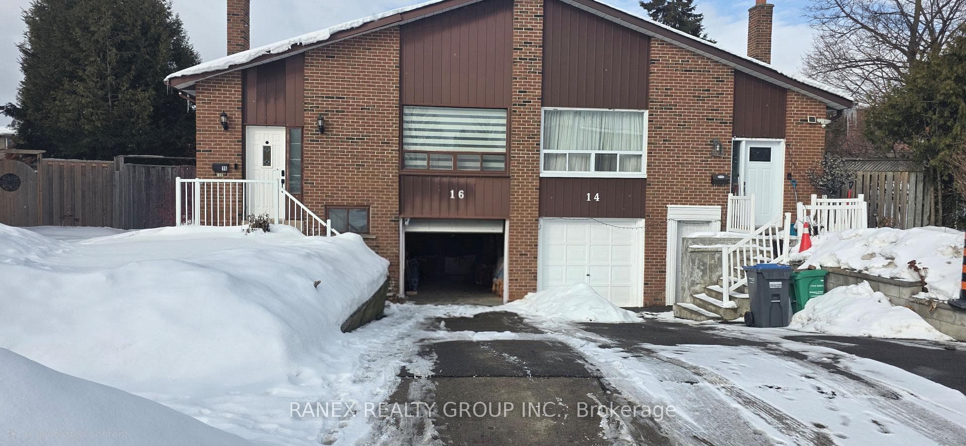 16 Lynwood Court, Brampton, ON L6V 2X4 - Photo 1