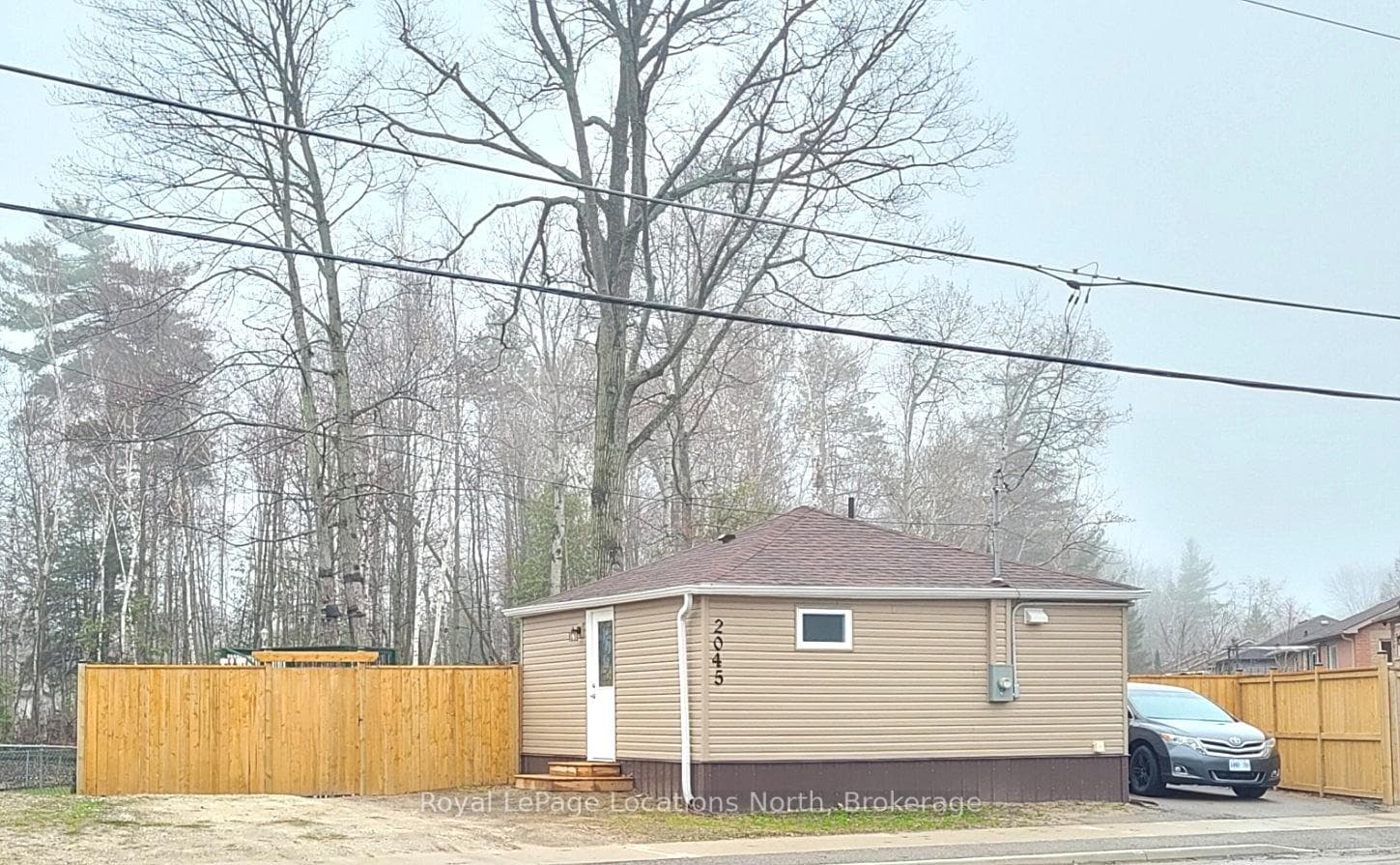 2045 River Road, Wasaga Beach