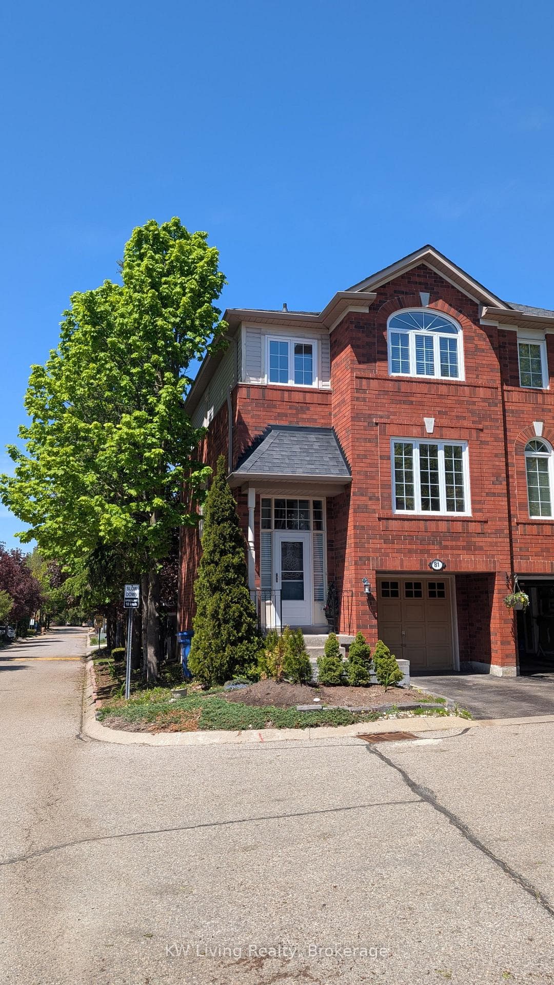 81 Mosaics Avenue Unit 62, Aurora, ON L4G 7L5 - Photo 1