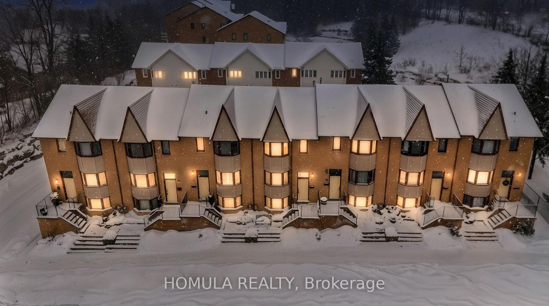 211 Woodbridge Avenue Unit 5, Vaughan, ON L4L 2T1 - Photo 1