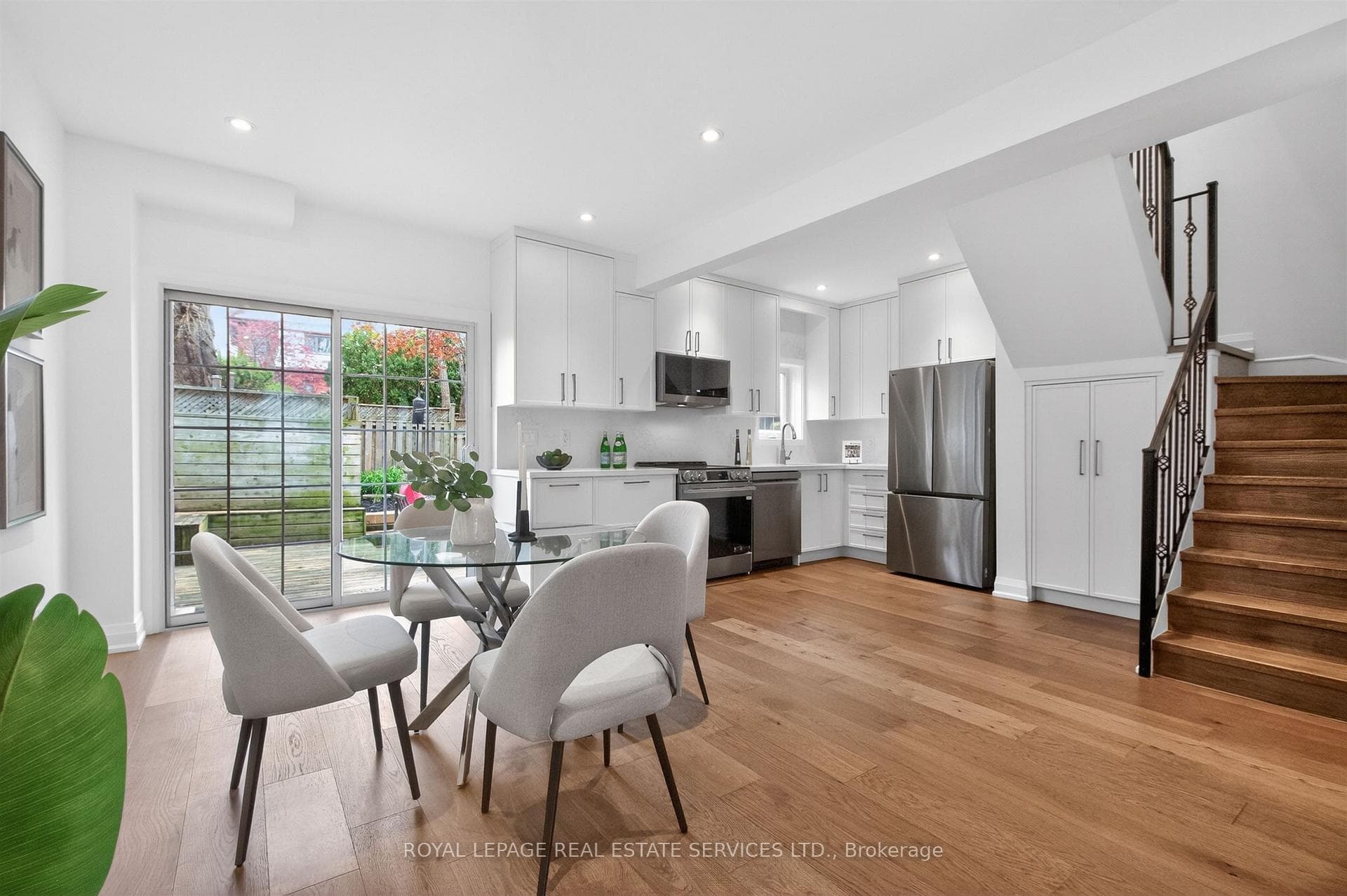 93 Medland Crescent, Bloor West Village / Swansea, ON M6P 2N3 - Photo 1