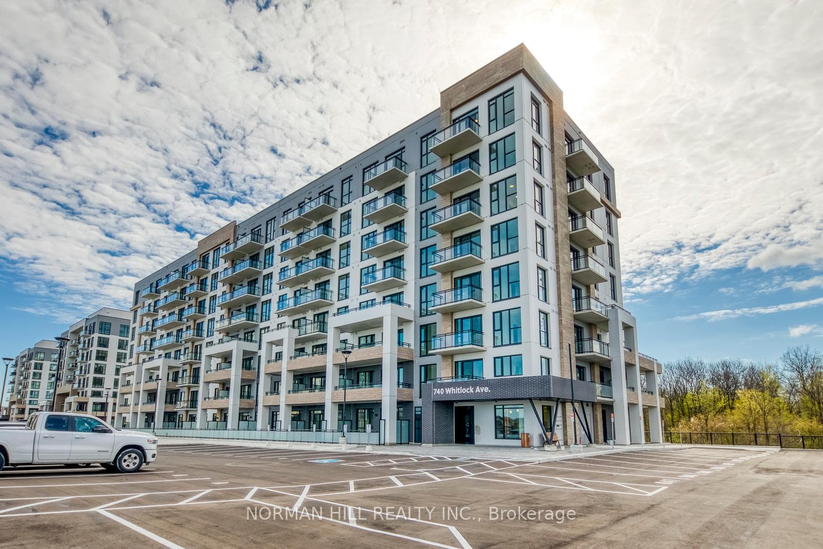 740 Whitlock Avenue Unit 306, Milton