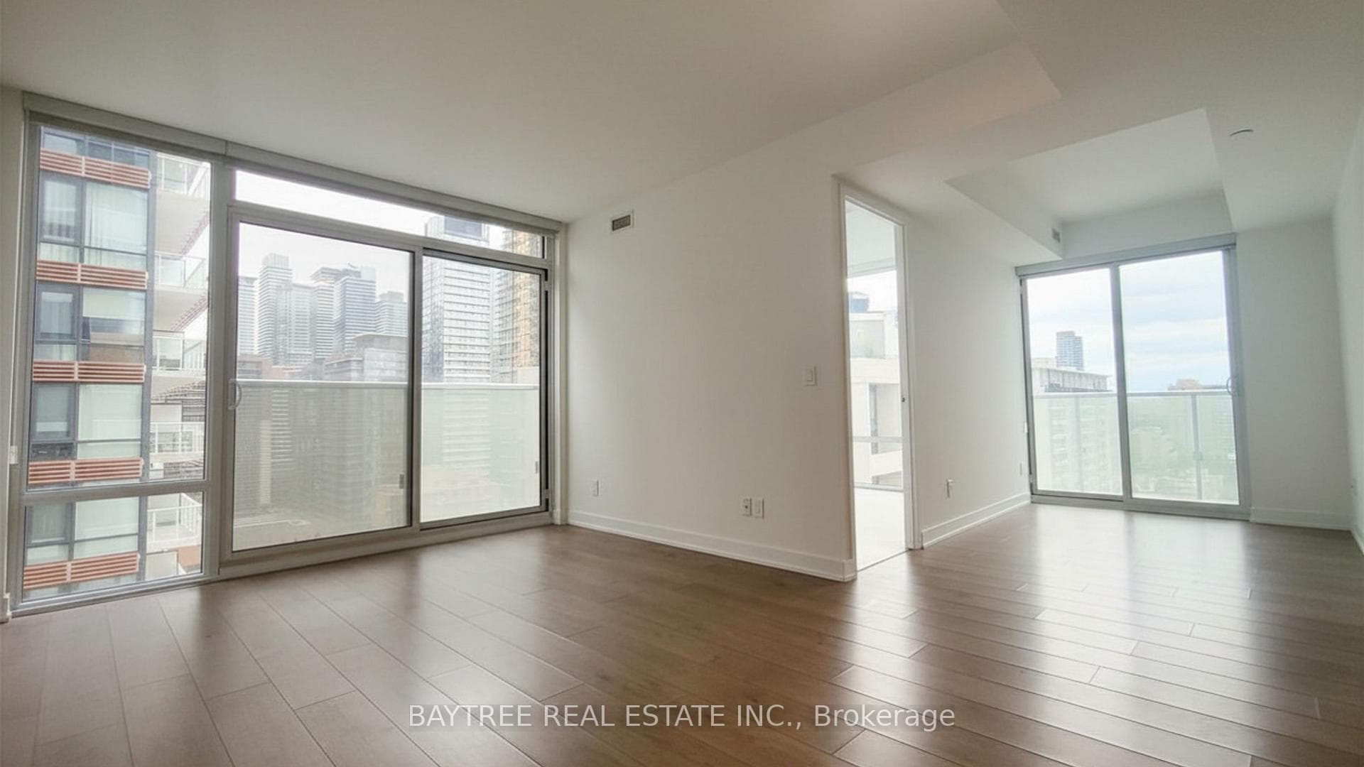 501 Yonge Street Unit 1305, Toronto C08