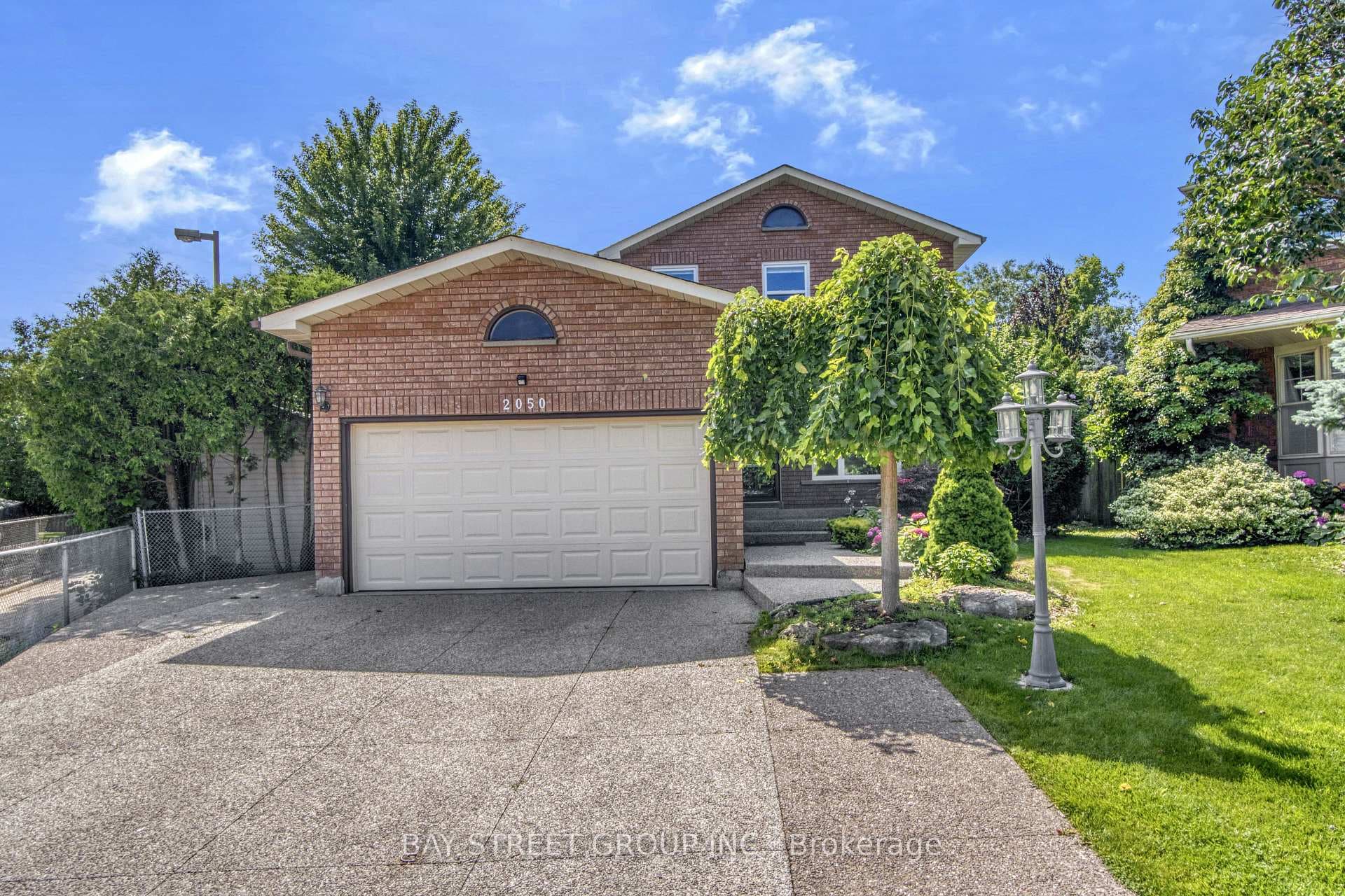 2050 Teeside Court, Mississauga, ON L5M 3E5 - Photo 1