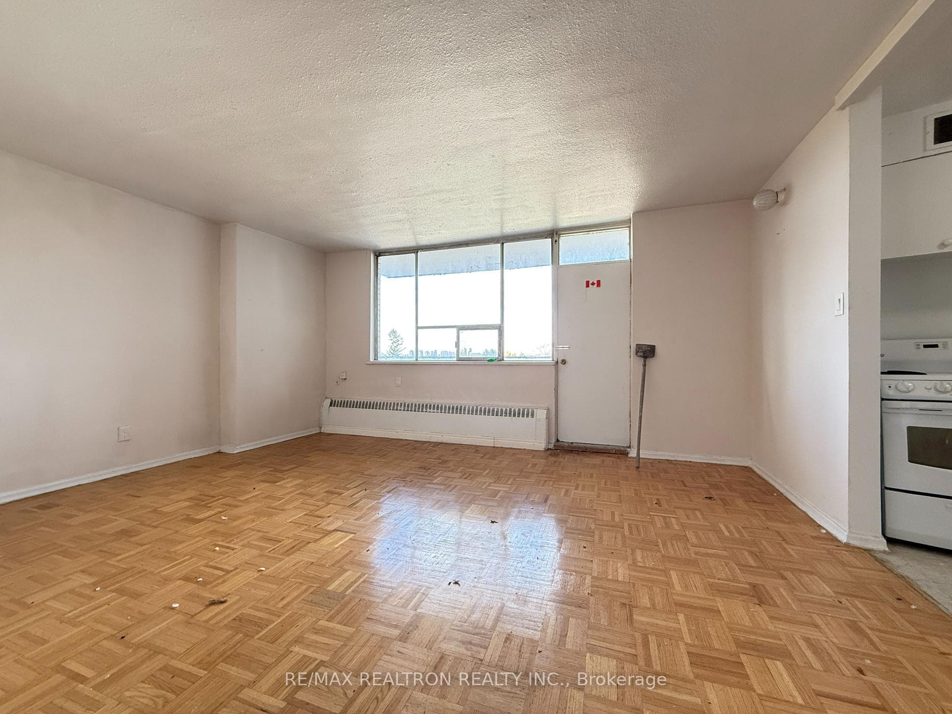 500 Dawes Road Unit 701, Danforth / East York, ON M4B 2G1 - Photo 1
