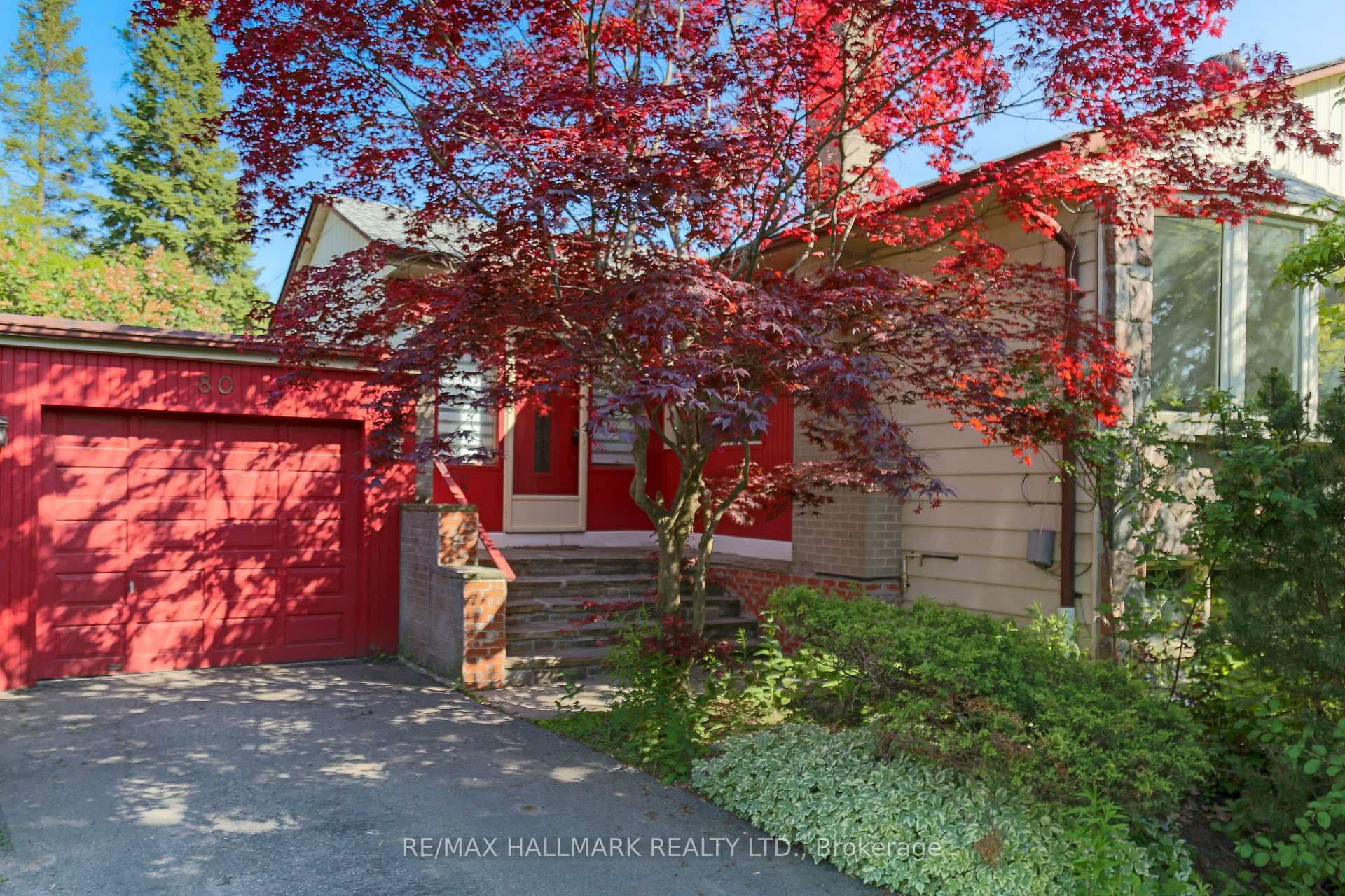 80 Berkinshaw Crescent, Don Mills / Parkwoods / Victoria Village, ON M3B 2T2 - Photo 1