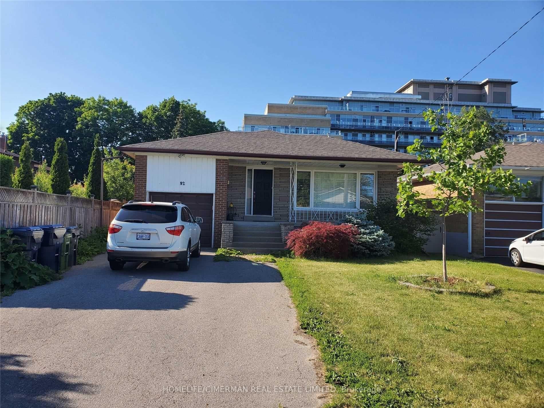 92 Alexis Boulevard Unit Basement Unit 1, North York (Bathurst Manor / Clanton Park), ON M3H 2P7 - Photo 1