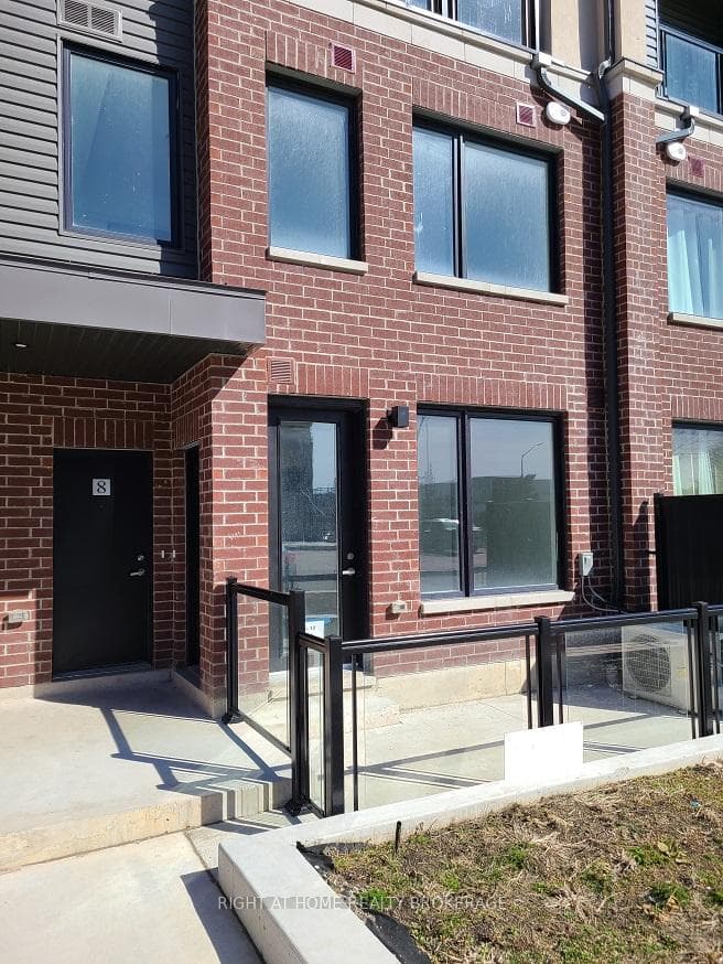 3405 RIDGEWAY Drive Unit 7, Mississauga, ON L5L 0B9 - Photo 1