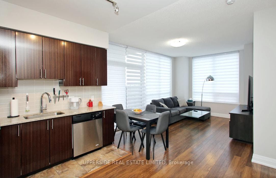 85 North Park Road Unit 512, Vaughan, ON L4J 9G1 - Photo 1