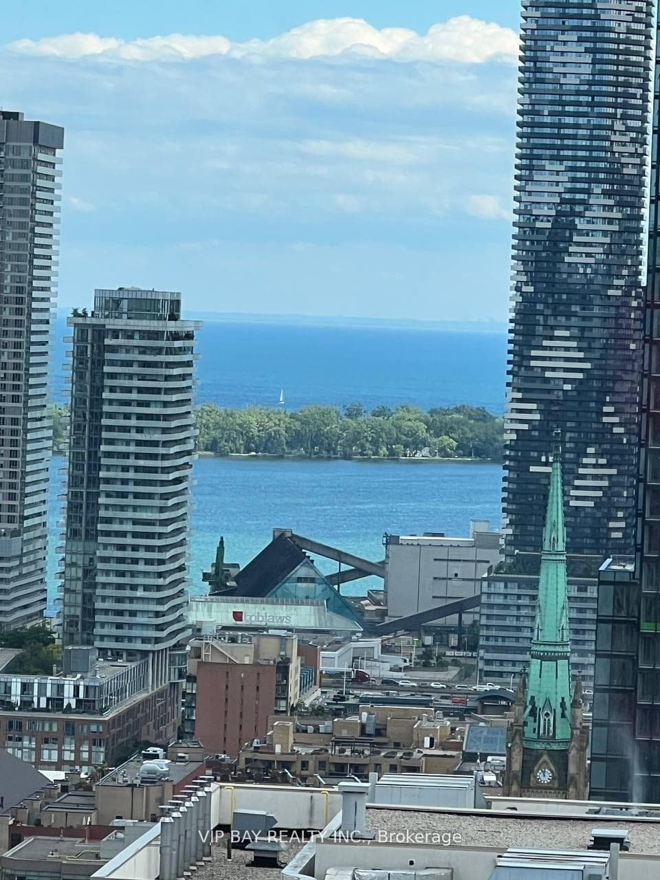 82 Dalhousie Street Unit 3707, Toronto C08