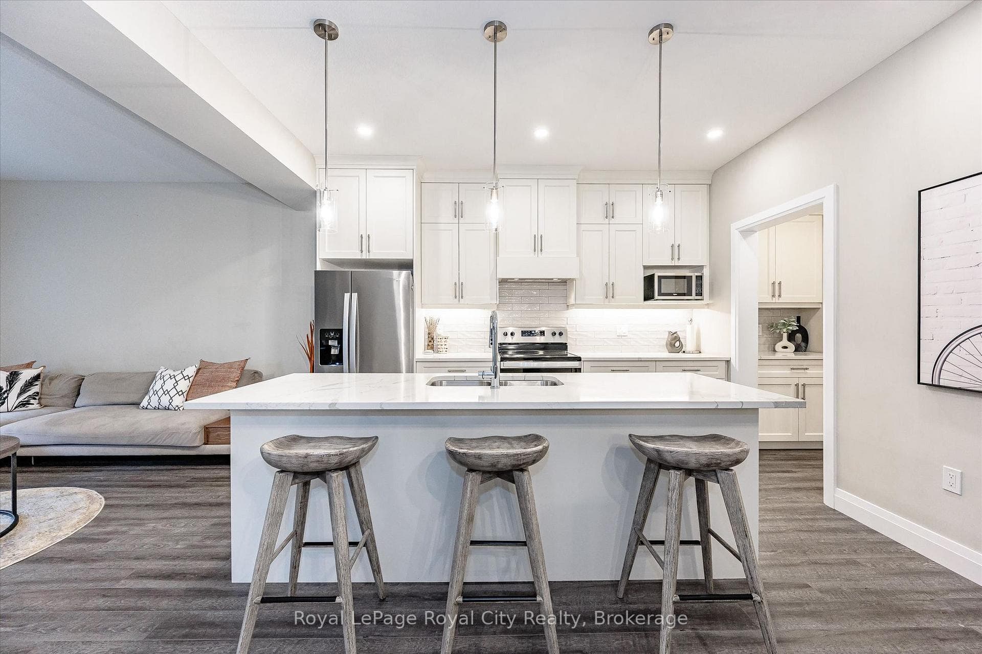 35 WIDEMAN Boulevard Unit 3, Guelph, ON N1E 0J2 - Photo 1