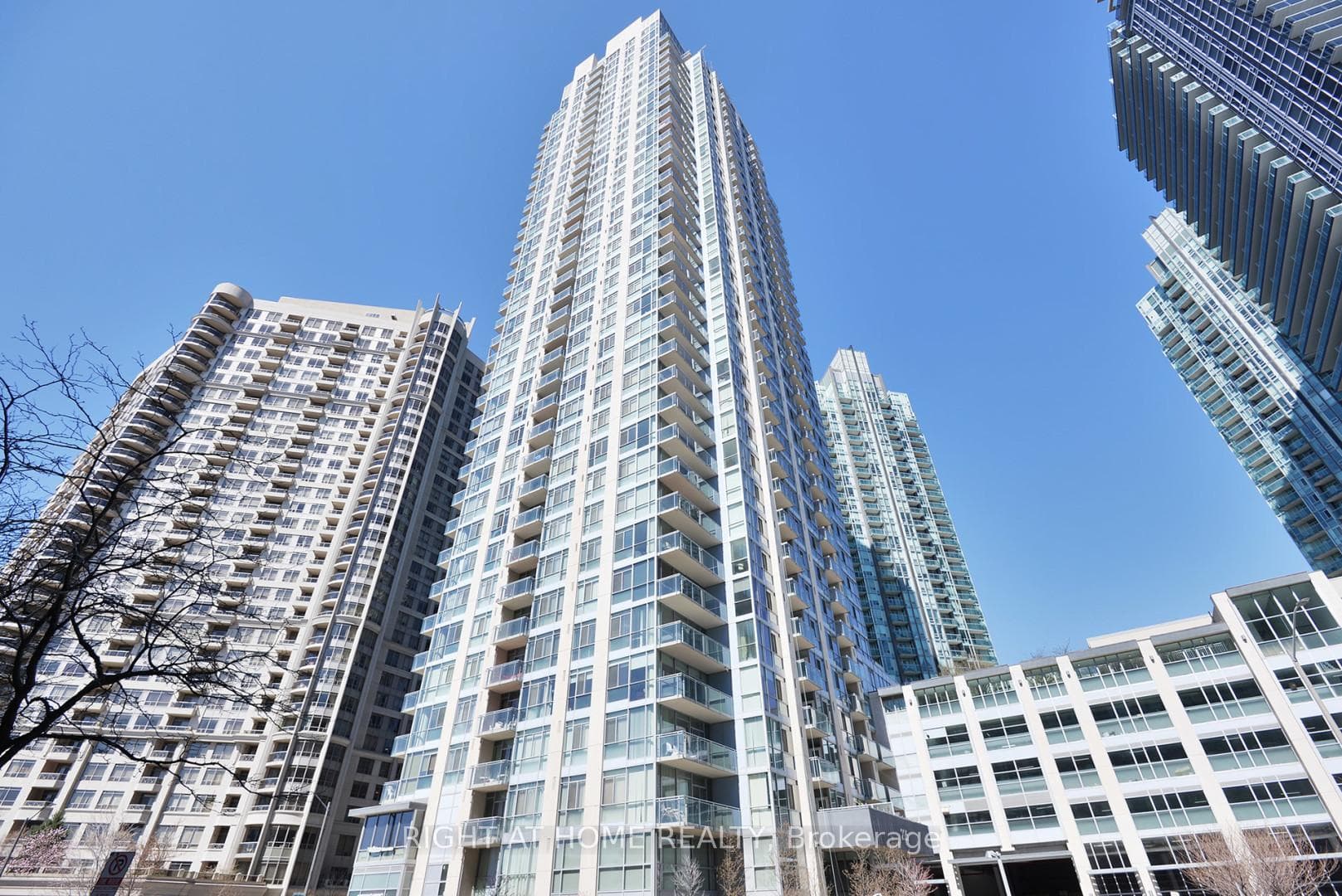 225 Webb Drive Unit 3009, Mississauga, ON L5B 3Y5 - Photo 1
