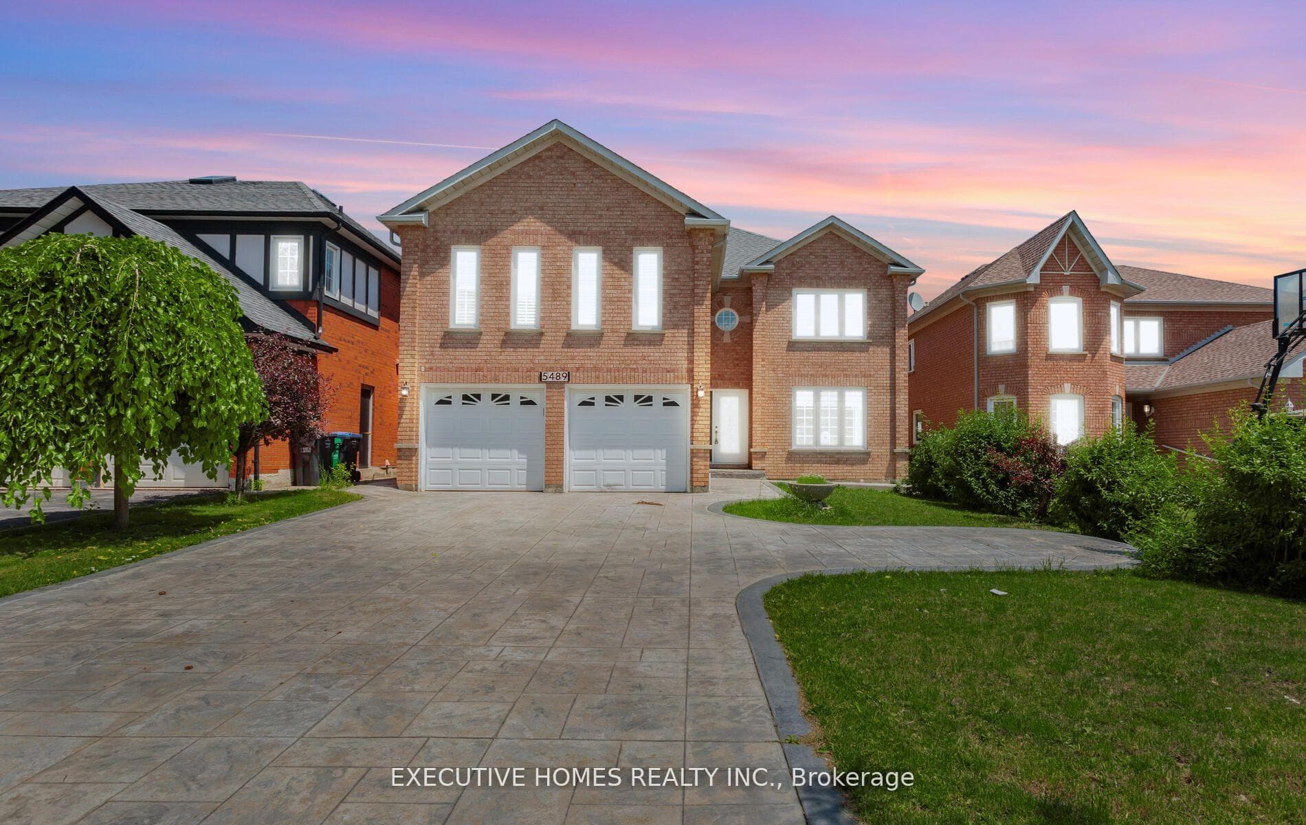 5489 Glen Erin Drive, Mississauga, ON L5M 5C8 - Photo 1
