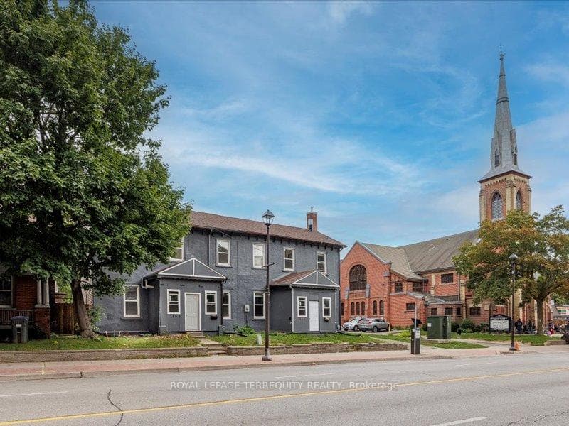 166 Main Street Unit 1, Brampton, ON L6V 1N9 - Photo 1