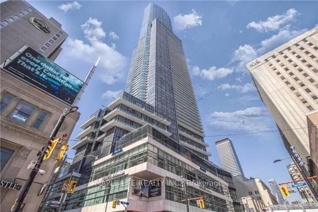 388 Yonge Street Unit 6110, Downtown Toronto / Waterfront, ON M5B 0A4 - Photo 1