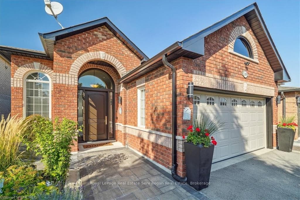 209 SYLWOOD Crescent, Vaughan, ON L6A 2P8 - Photo 1