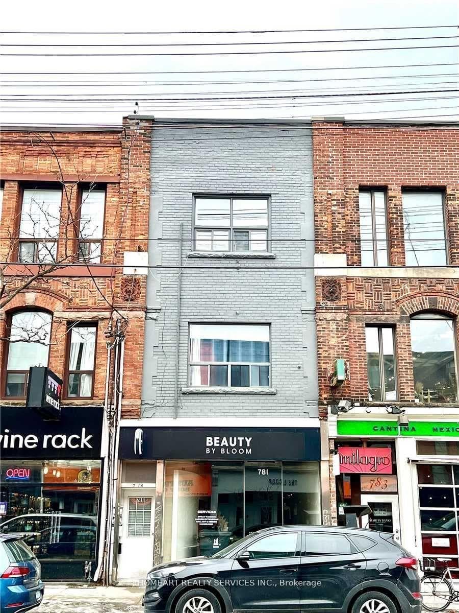 781 Queen Street, Toronto C01