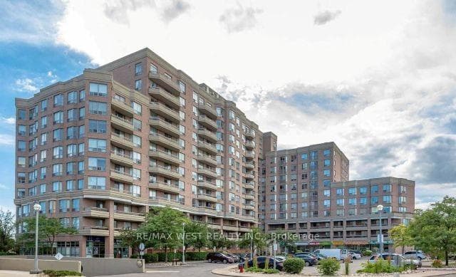 1700 Eglinton Avenue Unit PH7, Don Mills / Parkwoods / Victoria Village, ON M4A 2Z4 - Photo 1