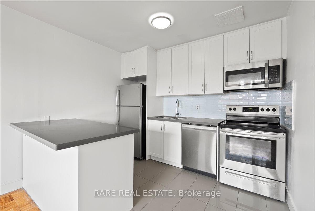 3111 Eglinton Avenue Unit 603, Scarborough Town Centre, ON M1J 2G4 - Photo 1