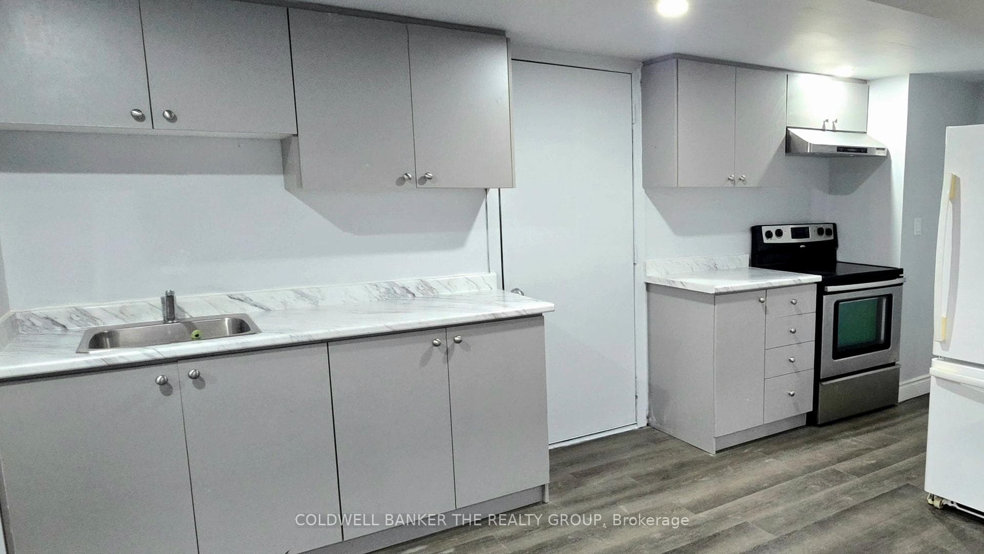 237 Starlight Avenue Unit Basement Apartment, London East, ON N5W 4X8 - Photo 1