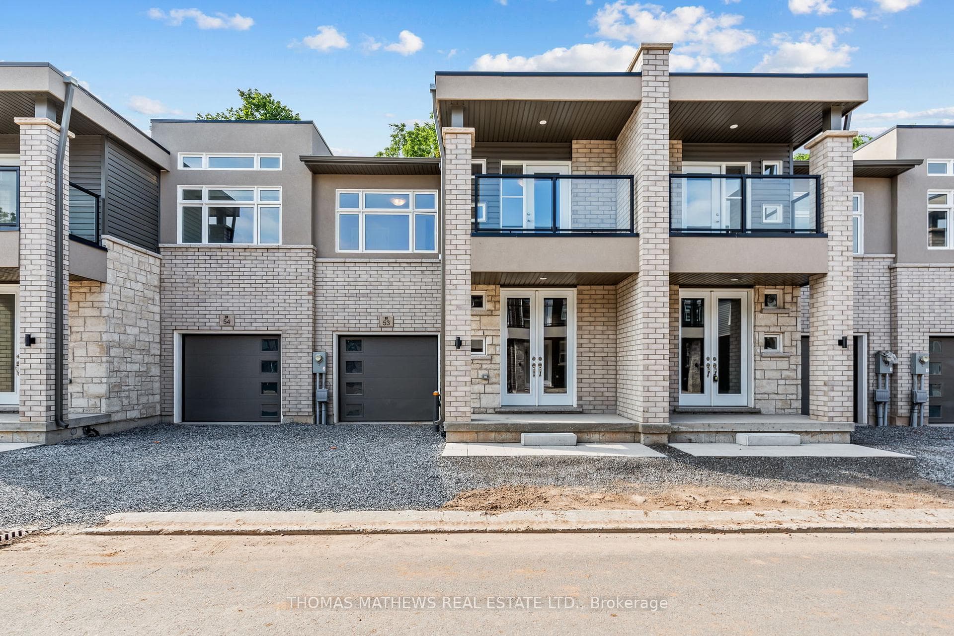 5672 Dorchester Road Unit #53, Niagara Falls, ON L2G 4Y8 - Photo 1