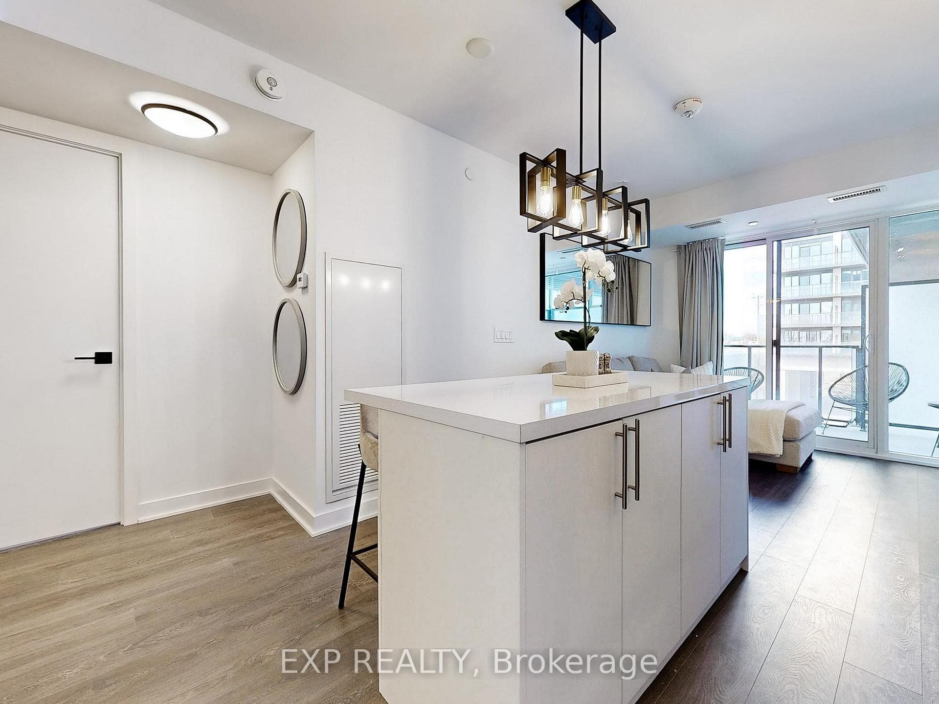 36 Zorra Street Unit 330, Etobicoke (Islington / Rexdale), ON M8Z 0G5 - Photo 1
