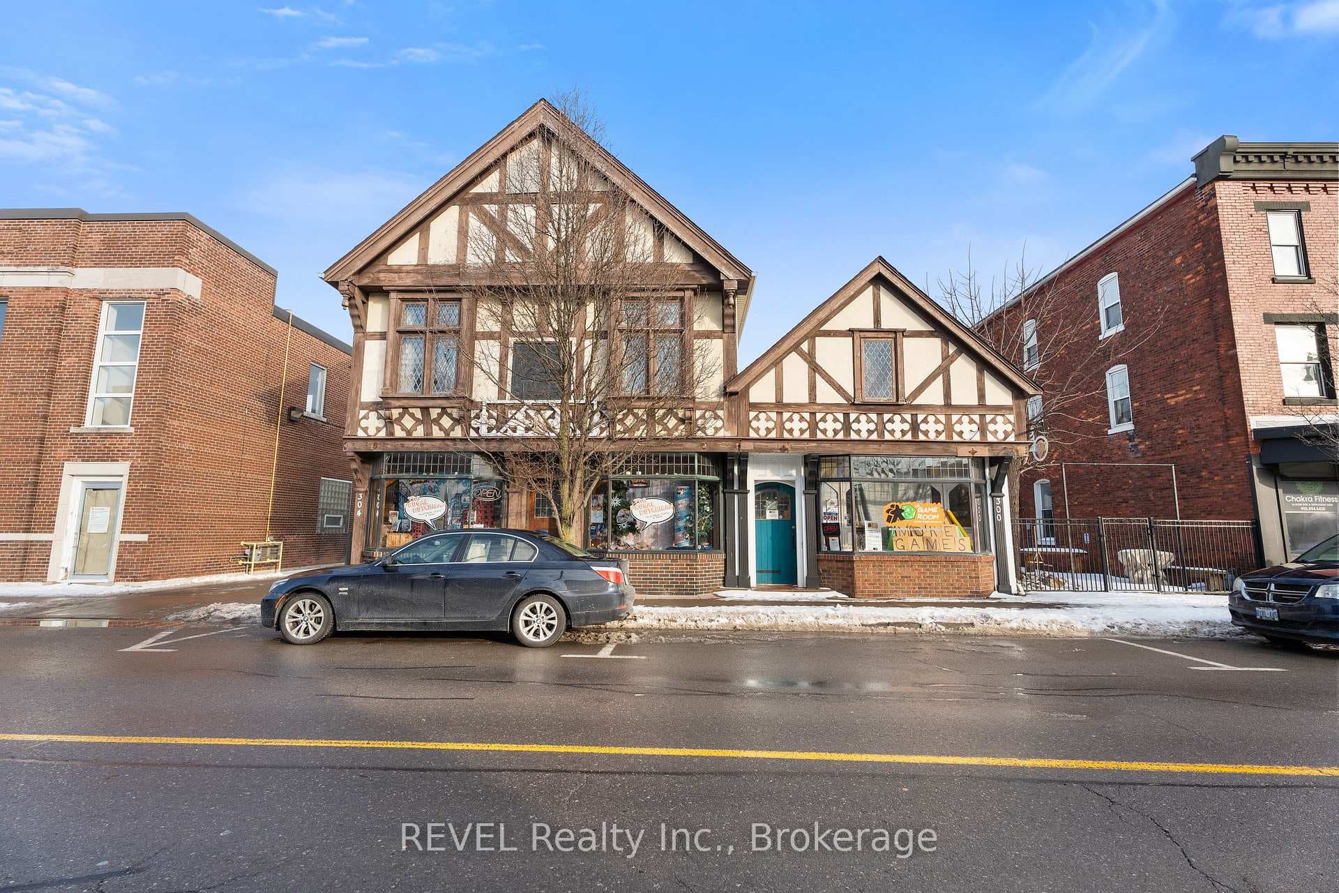 304 Ridge Rd N Road, Fort Erie, ON L0S 1N0 - Photo 1