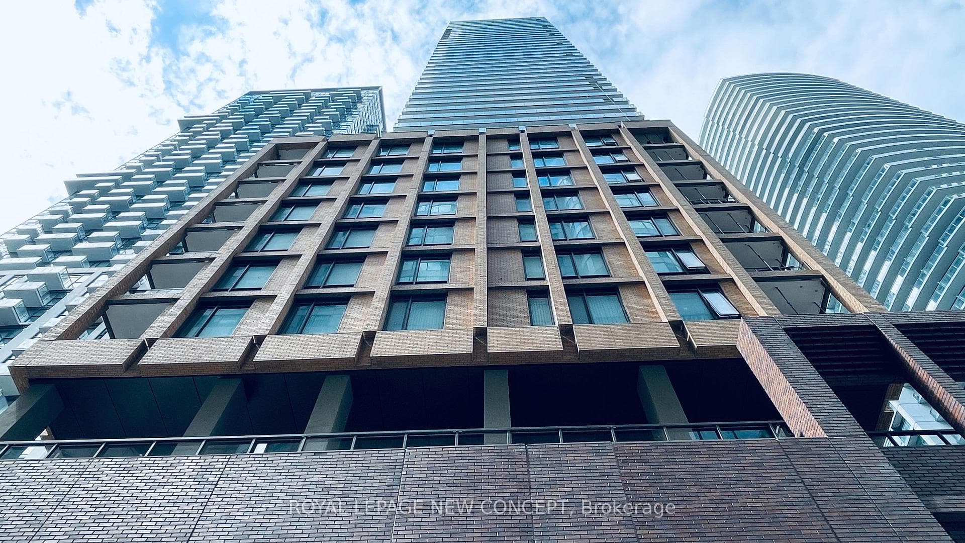 8 Widmer Street Unit 1901, Toronto C01