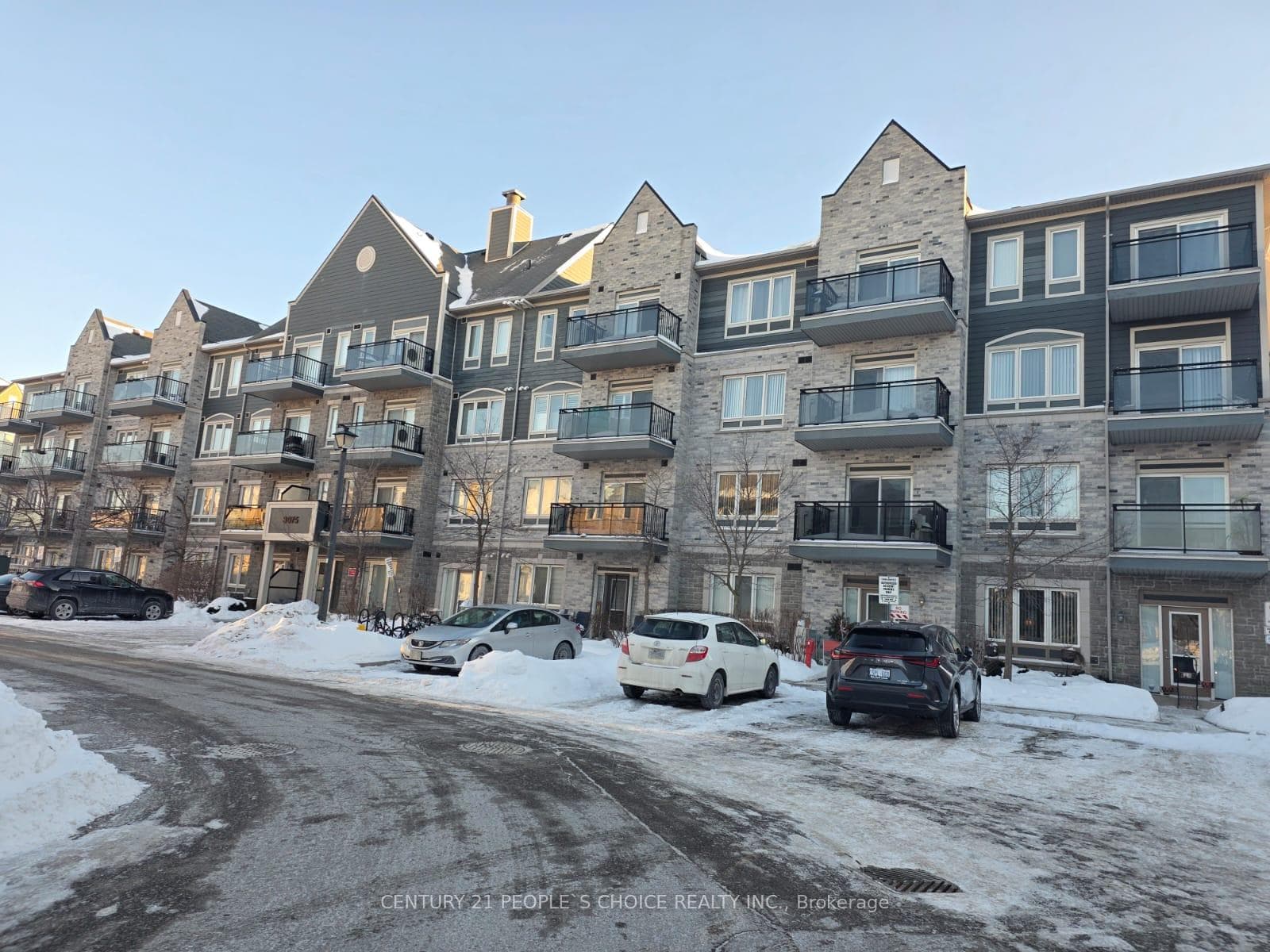 3075 Thomas Street Unit 308, Mississauga, ON L5M 0M3 - Photo 1