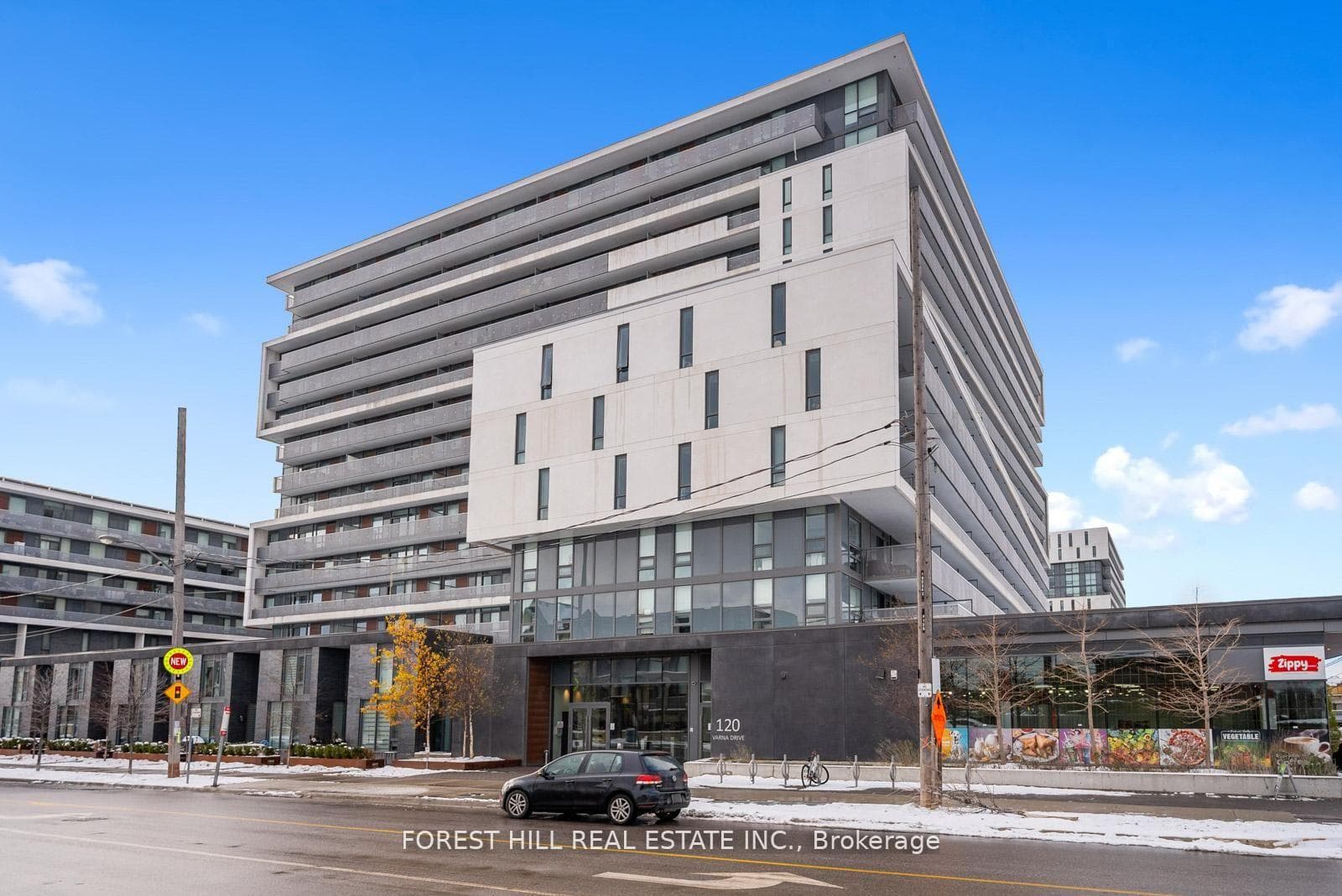 120 Varna Drive Unit 423, Lawrence Park / Bedford Park, ON M6A 0B3 - Photo 1