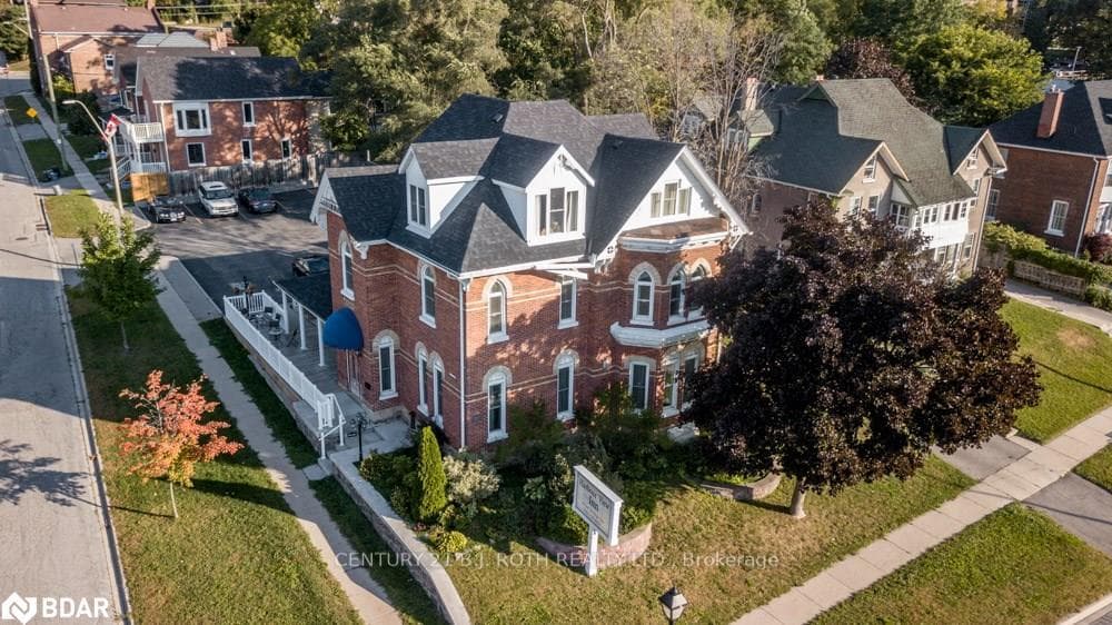 1 Berczy Street, Barrie, ON L4M 3P5 - Photo 1
