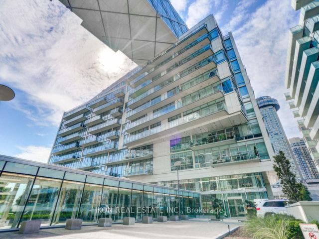 29 Queens Quay Unit 302, Toronto C08