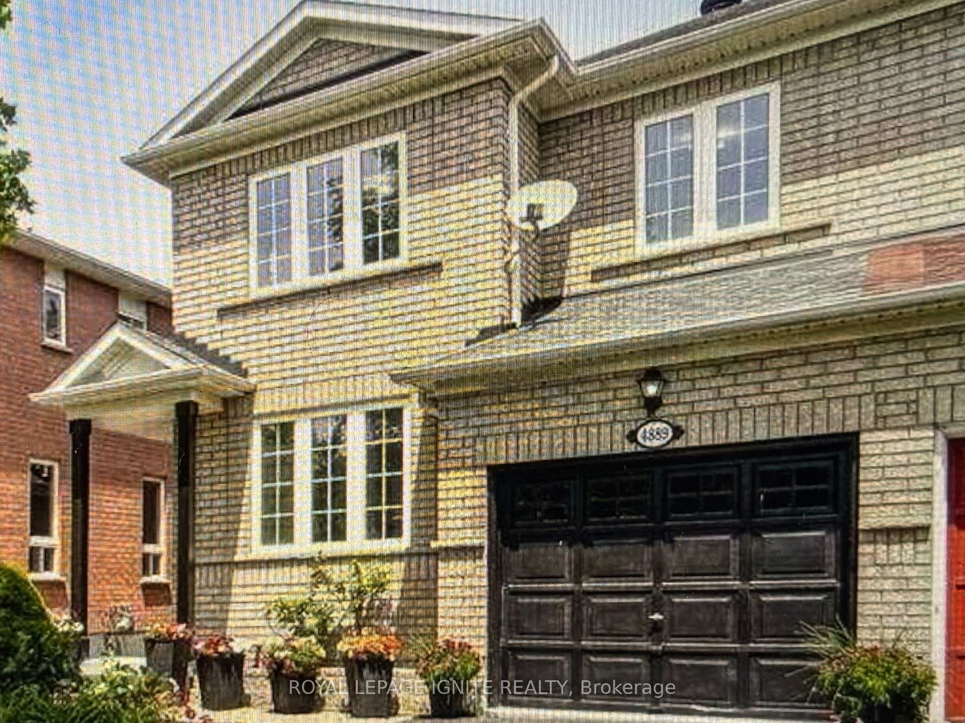 4889 Yorkshire Avenue, Mississauga, ON L4Z 4H6 - Photo 1