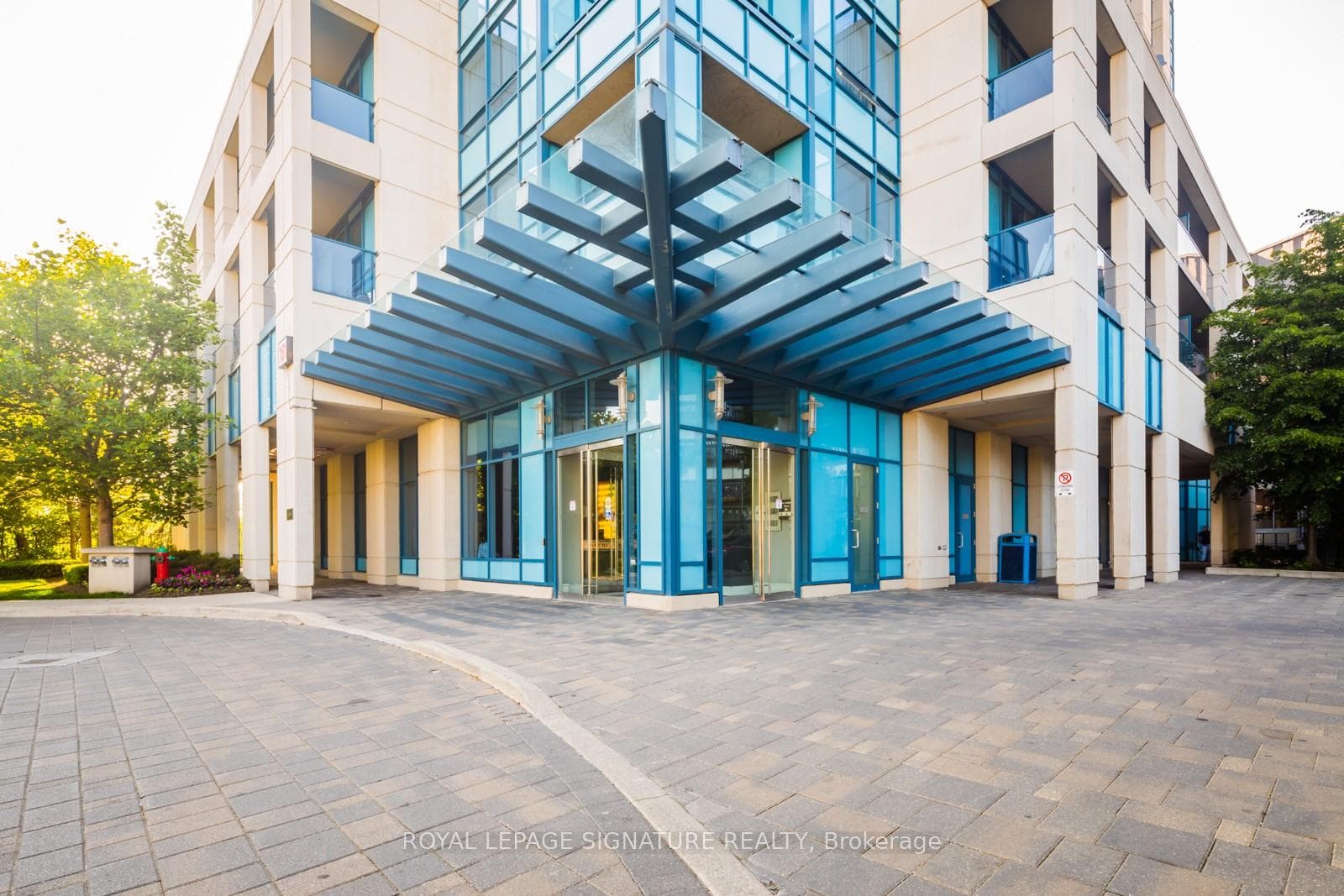 181 Wynford Drive Unit 2206, Don Mills / Parkwoods / Victoria Village, ON M3C 0C6 - Photo 1