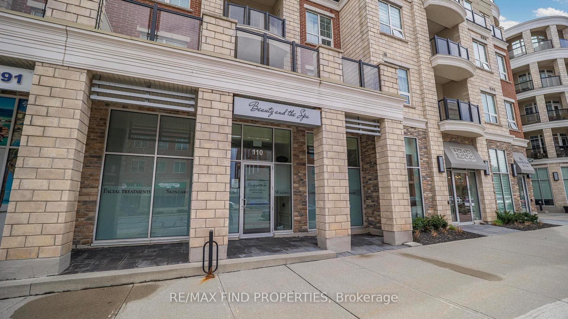 216 Oak Park Boulevard Unit 110, Oakville