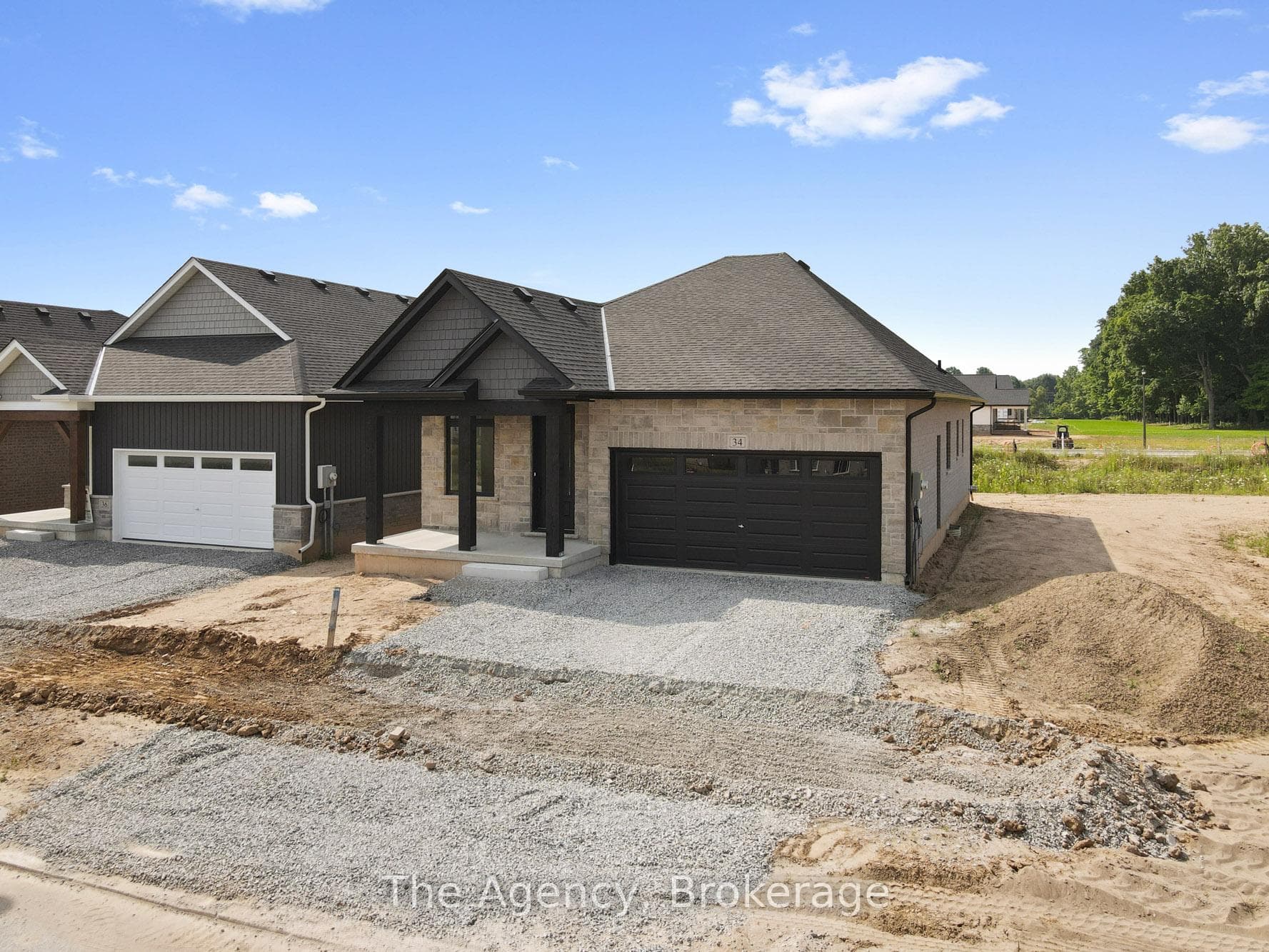 34 MARIE Street, Pelham, ON L0S 1E1 - Photo 1