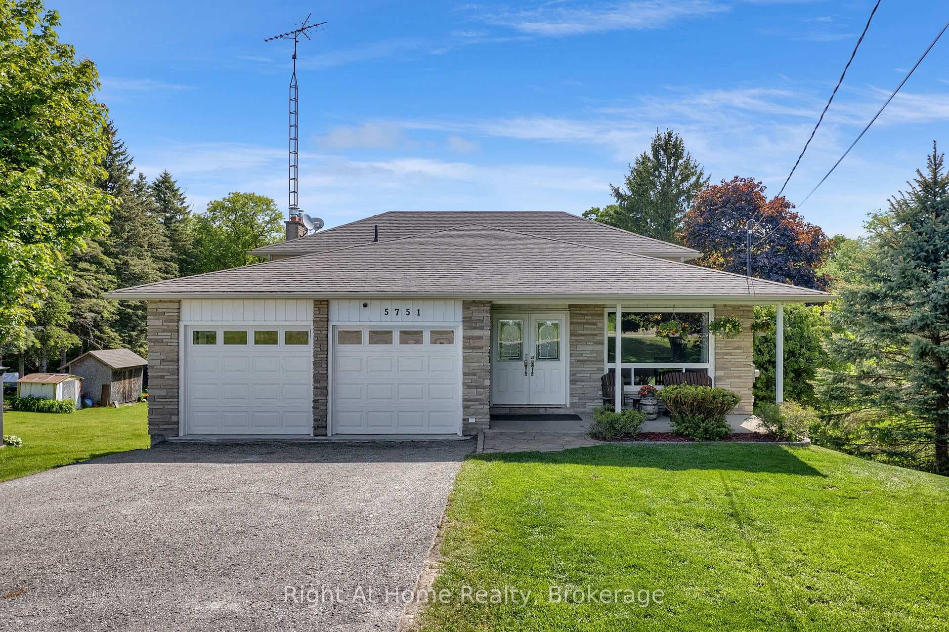 5751 Main Street, Clarington, ON L0B 1M0 - Photo 1