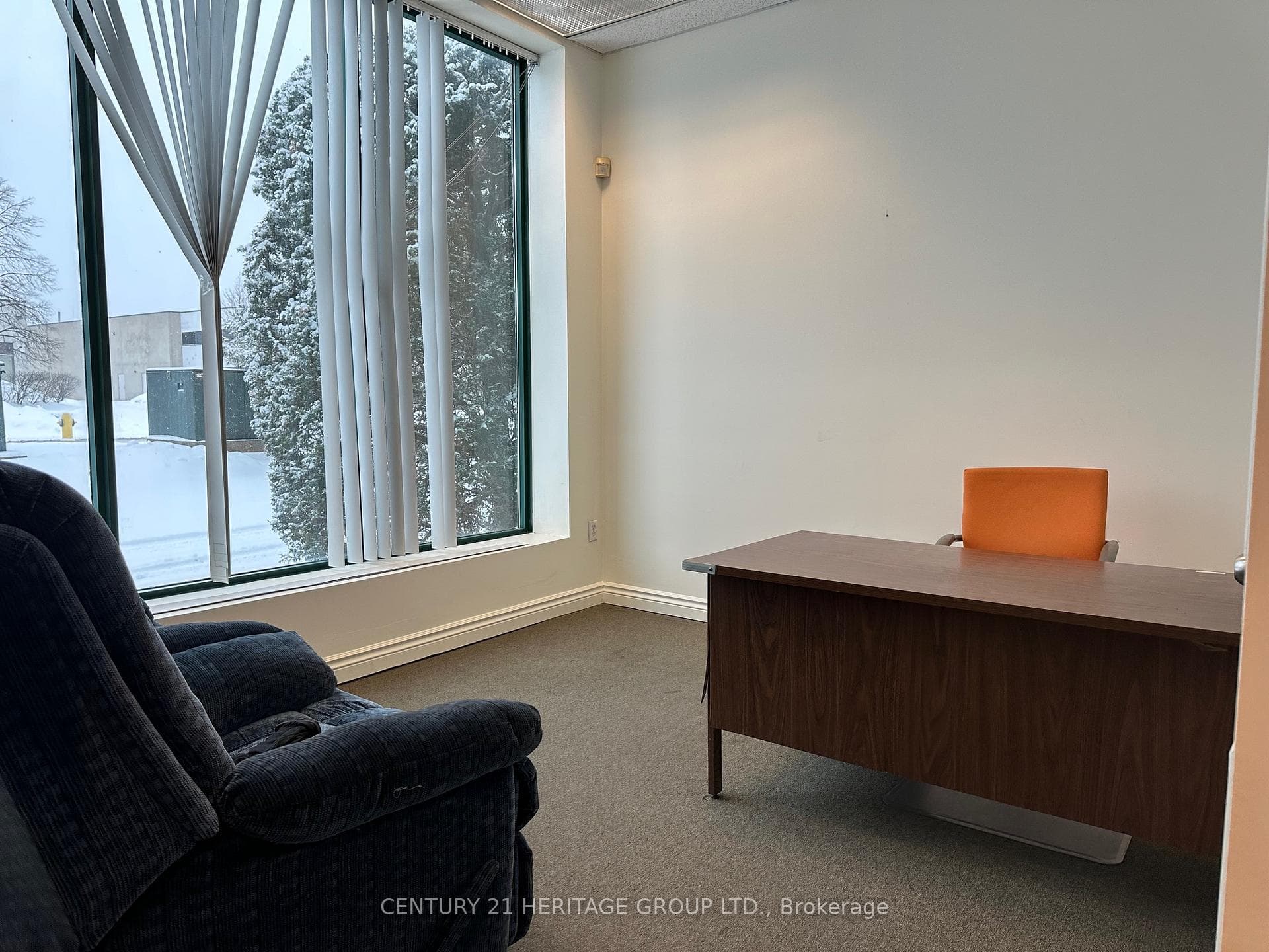 151 Spinnaker Way Unit 3, Vaughan, ON L4K 4C3 - Photo 1