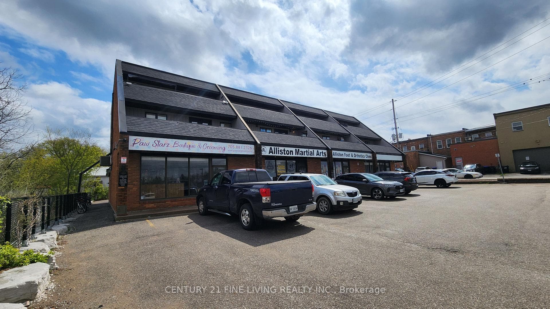 19 Church Street, New Tecumseth